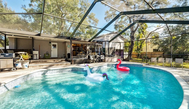 Stunning Home w/Heated Saltwater Pool & Pond View + 12 Guests + Great Location