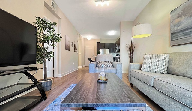 Style & Comfort in Central Tampa, Near Everything