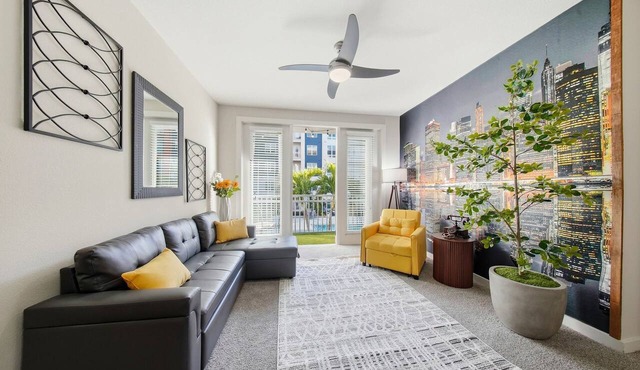 Stylish 2BR w/Balcony, Pool & Pet-Friendly #15
