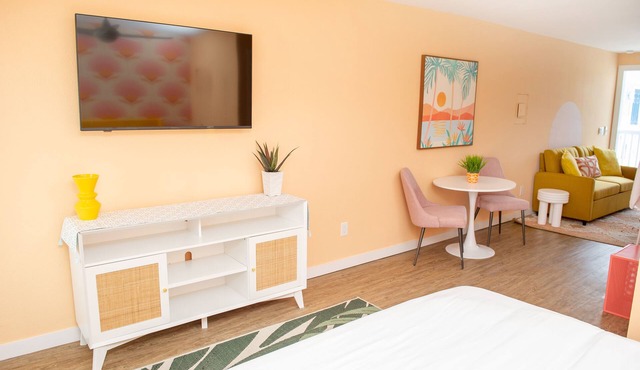 Sunburst Inn The Beachfront Suite - Room 9