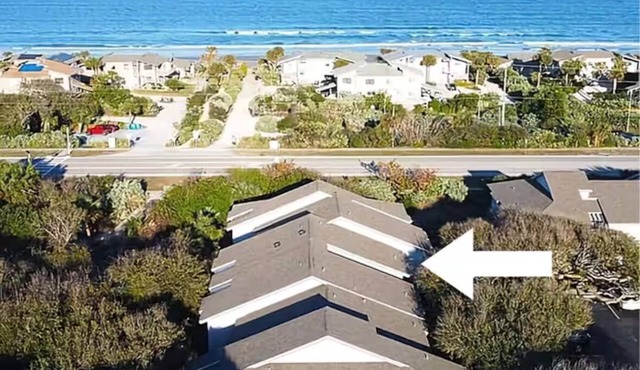 Sweet and Salty! Salt Life Villa, a cozy beach condo with great amenities