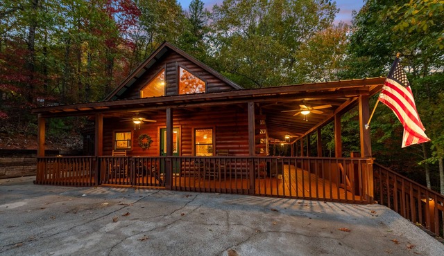 Sweet Serenity Cabin located in the BEAUTIFUL Blue Ridge Mountains