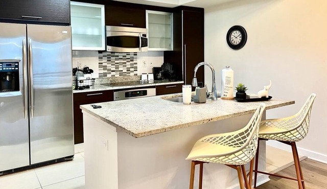 Tampa luxury Pad! D/twn Channelside 1BR/POOL/GYM