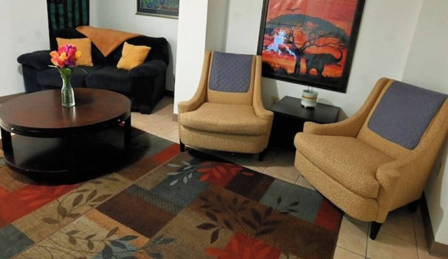 The Cove: Spacious 3-bdrm Apt w/Access to Large Deck/Gazebo Entertainment Area!