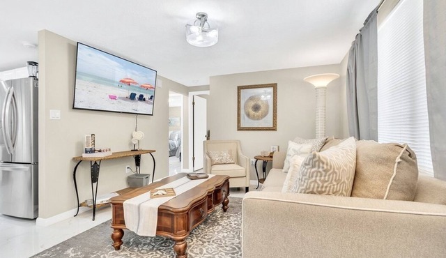 The Gulf Coast Getaway w/ Pool in New Port Richey!