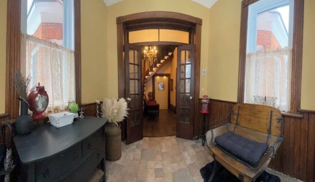 The Robert Scott Residence - Timeless Elegance