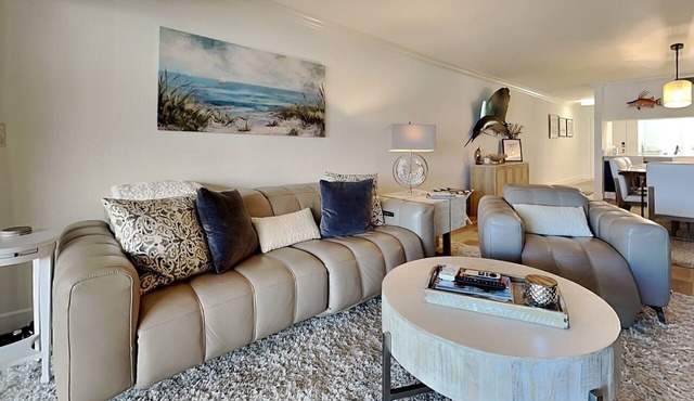 Waterfront Condo With Resort Pool, Near the Ocean