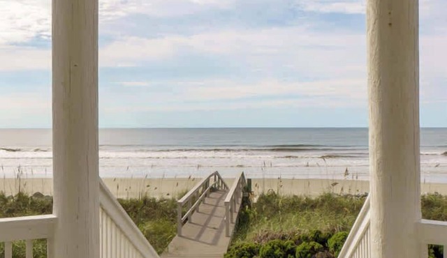 Windy Hill on Tarpon Beachfront