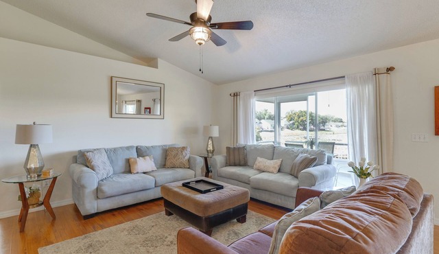 Work & Play in Apopka! Cozy Extended-Stay Home