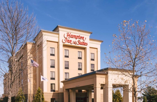 Hampton Inn 