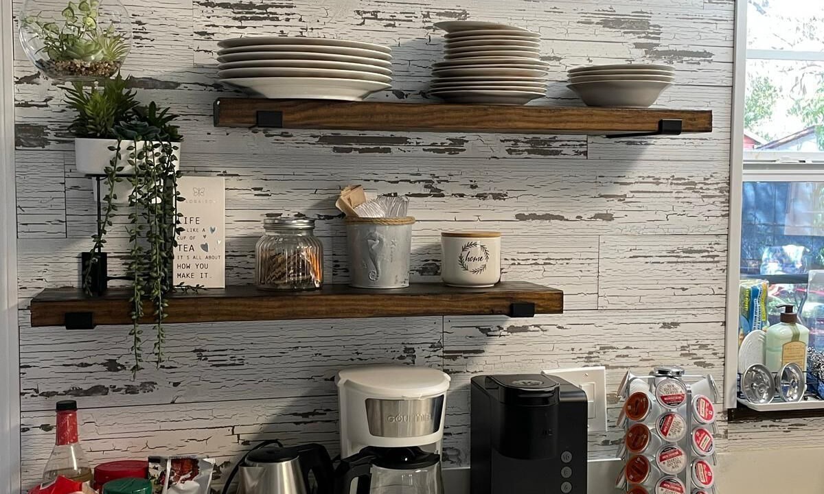Lakewood Villas House | Minutes to Downtown & Beaches, Fully stocked with everything you could need!