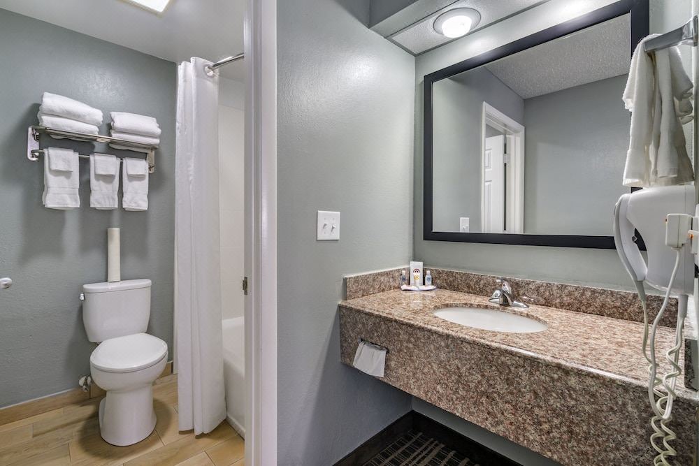 Photo of Bathroom in Sun City Center