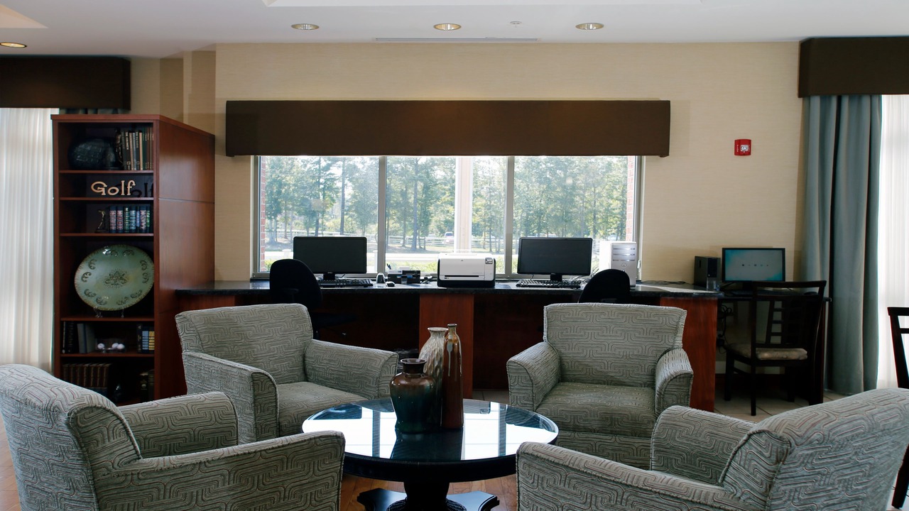 Photo of Livingroom in Leland