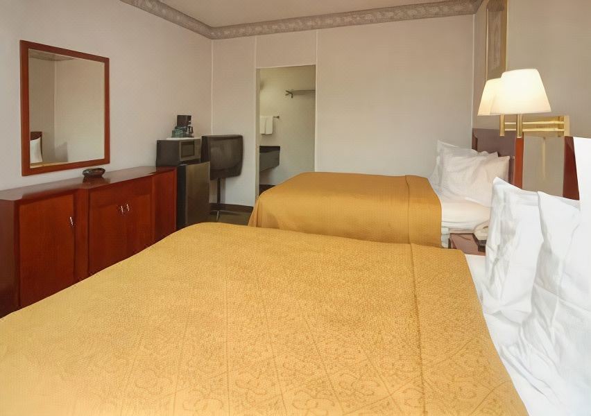 Photo of Bedroom in Golfview