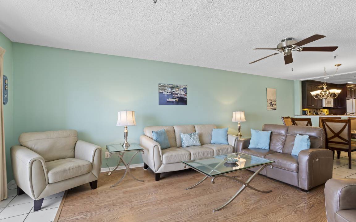 Photo of Livingroom in Madeira Beach