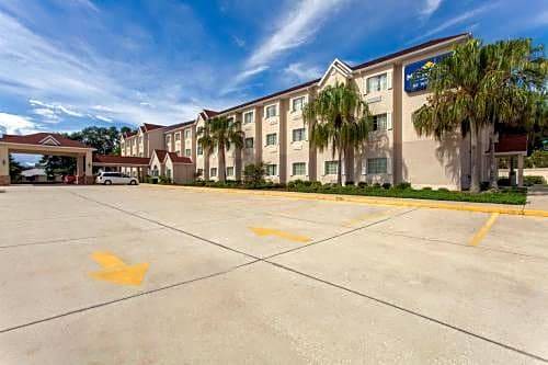 Photo of Buildings in Lady Lake