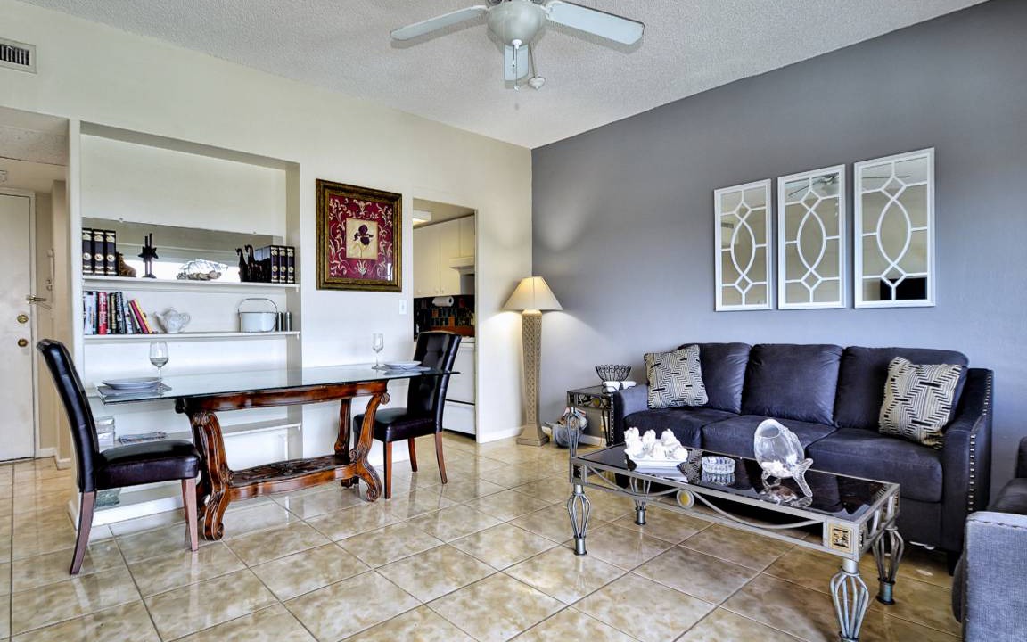 Photo of Livingroom in Clearwater Beach