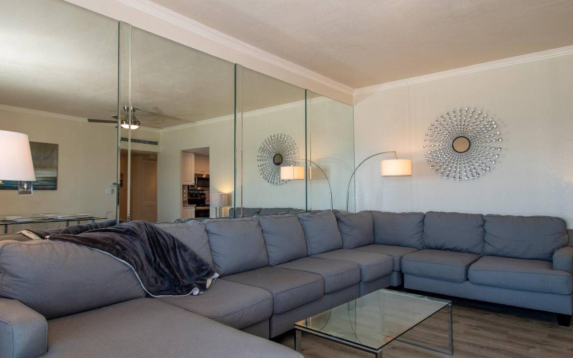 Photo of Livingroom in Clearwater Beach