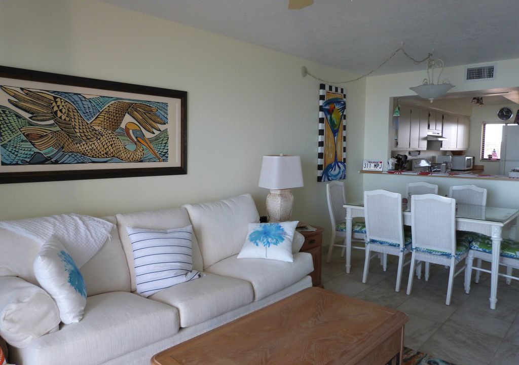 Photo of Livingroom in Titusville