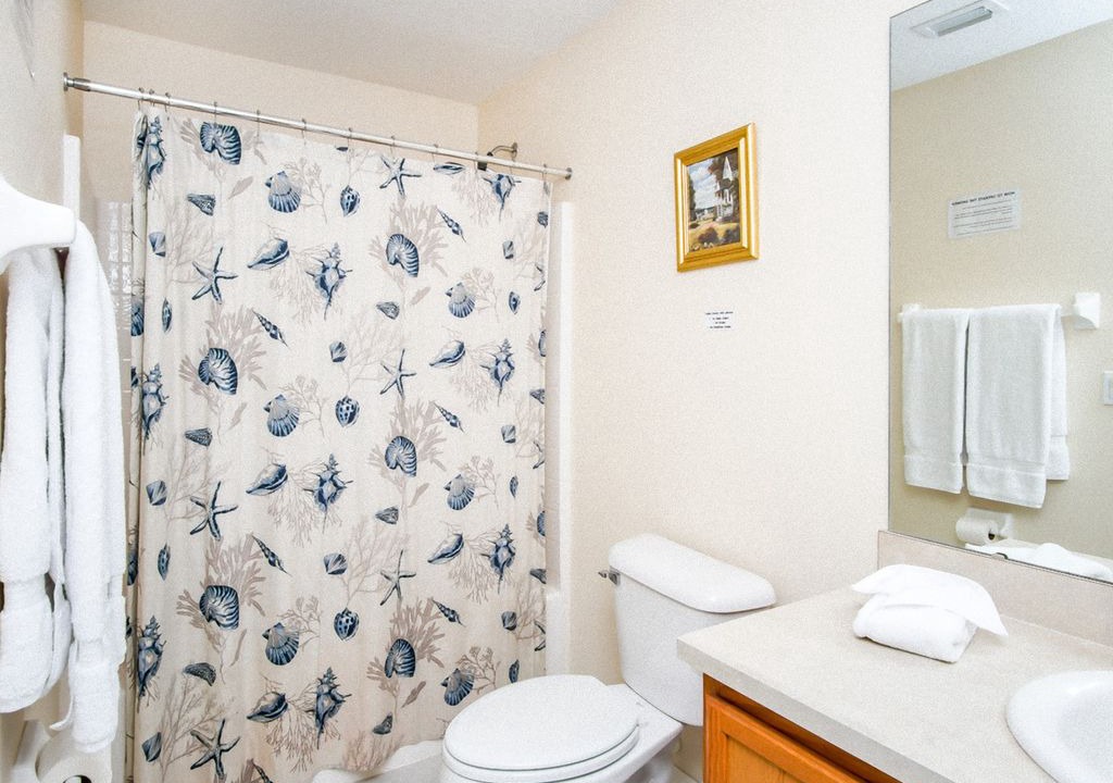 Photo of Bathroom in Lake Wilson Preserve