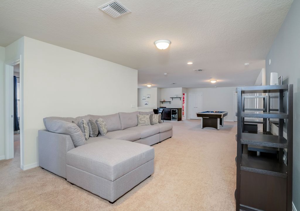 Photo of Livingroom in Bay Lake
