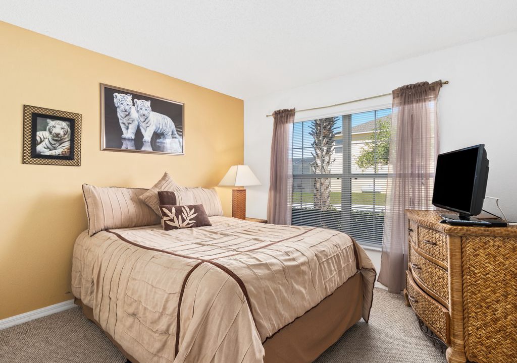 Photo of Bedroom in Seasons