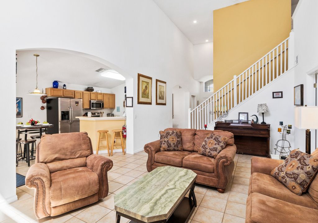 Photo of Livingroom in Seasons