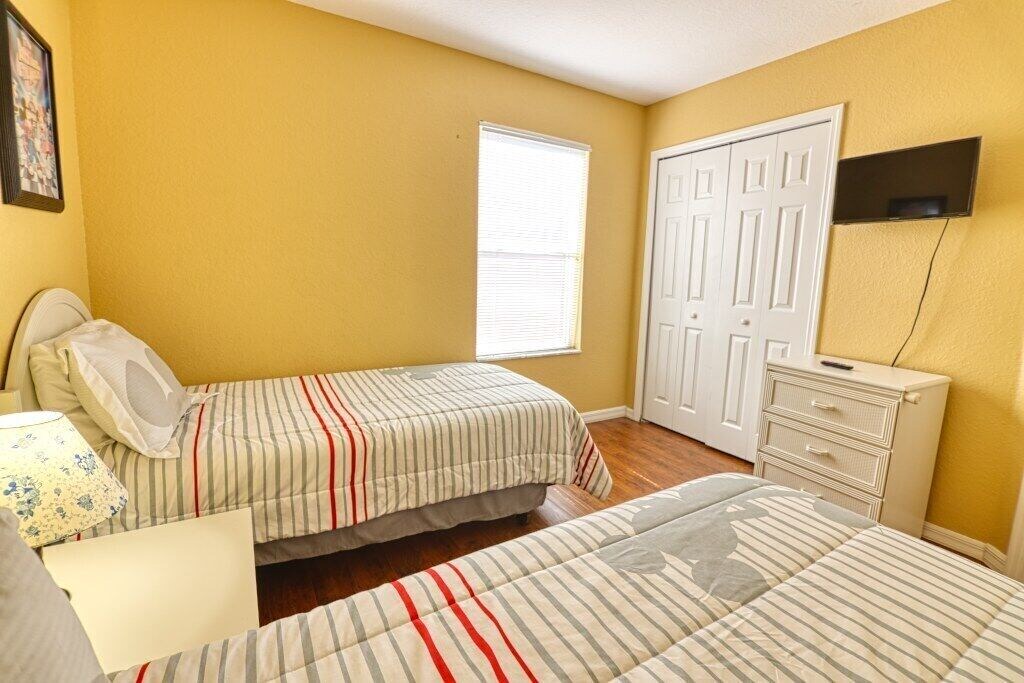 Photo of Bedroom in Pinewood Country Estates