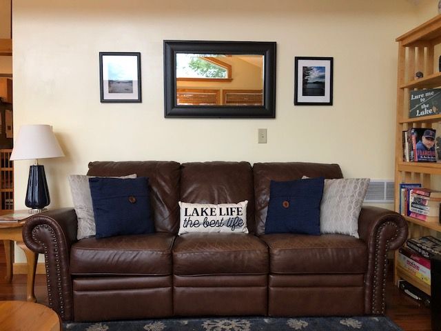 Photo of Livingroom in Seasons