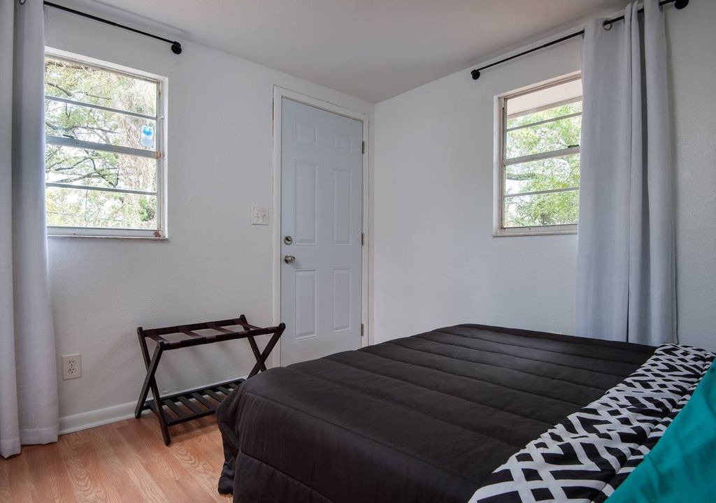 Photo of Bedroom in Tampa Heights