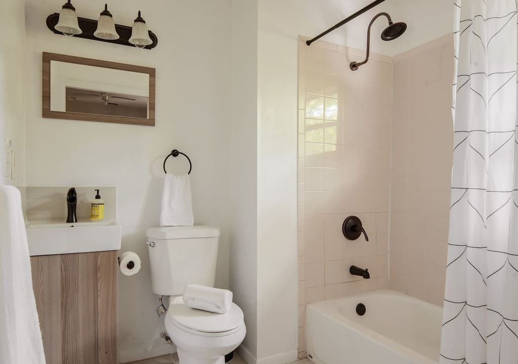 Photo of Bathroom in Tampa Heights