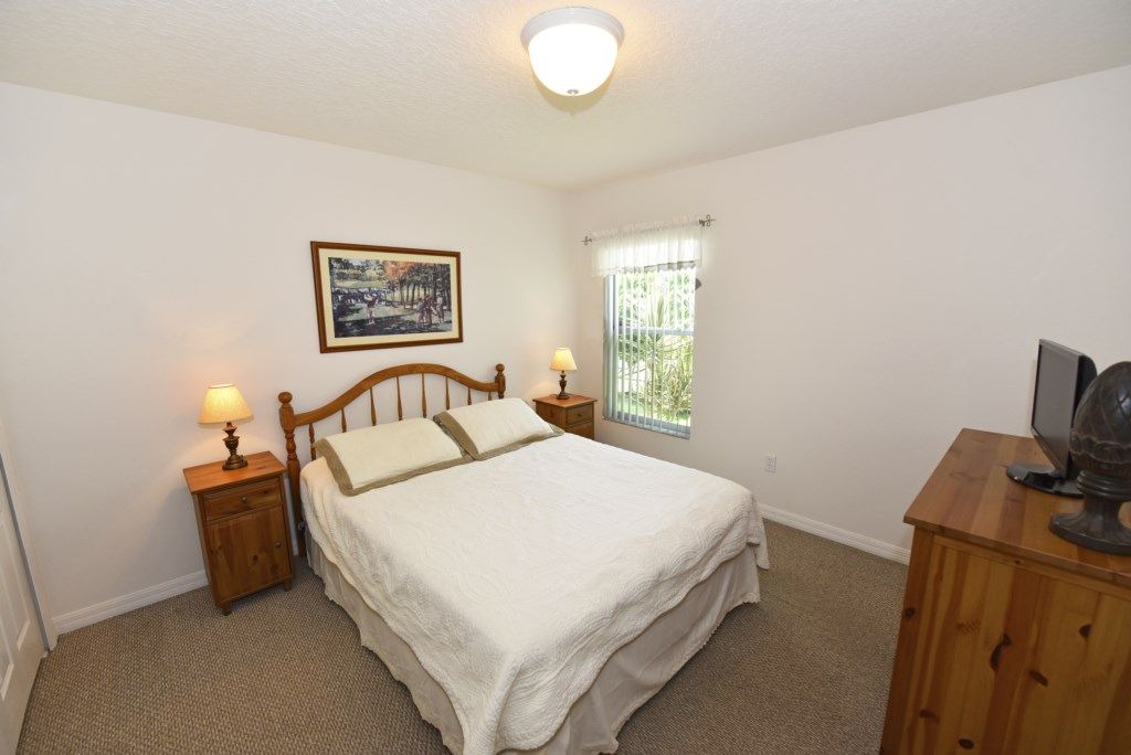 Photo of Bedroom in Buena Ventura Lakes