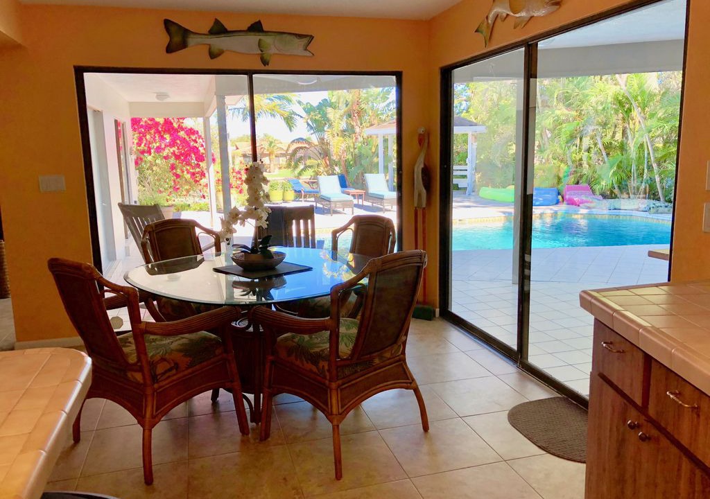 Photo of Livingroom in Island Estate