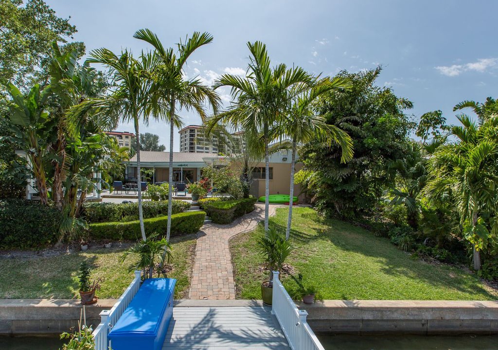 Photo of Others in Island Estate
