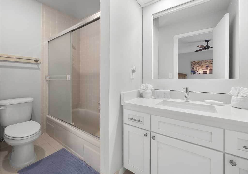 Photo of Bathroom in Sawgrass