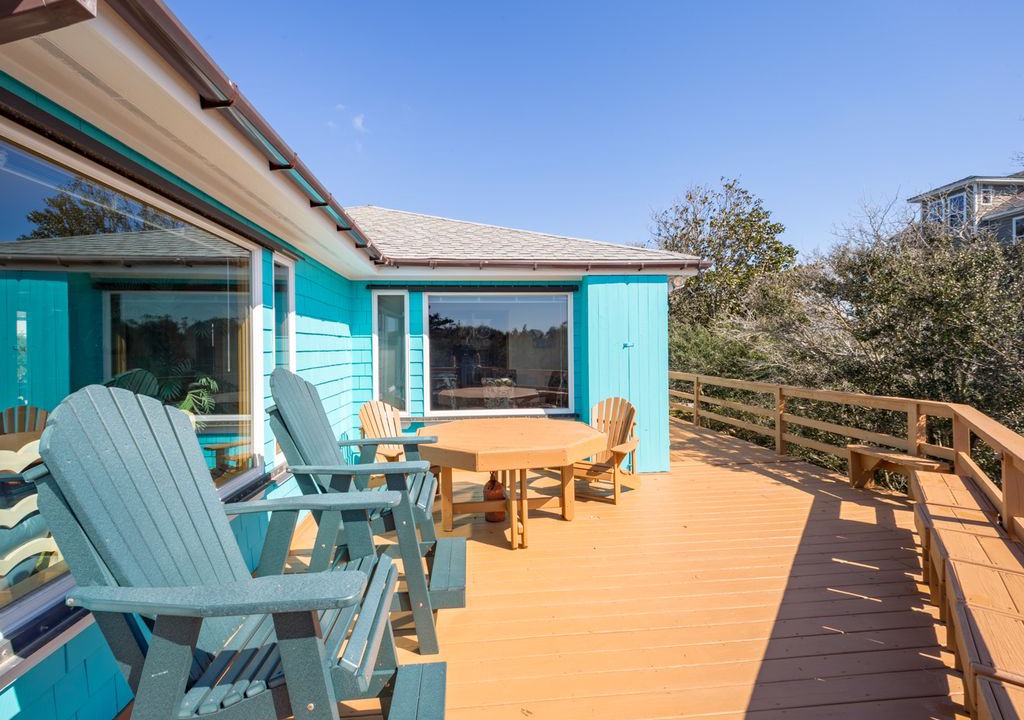 Photo of Patio Balcony in Brigands' Bay