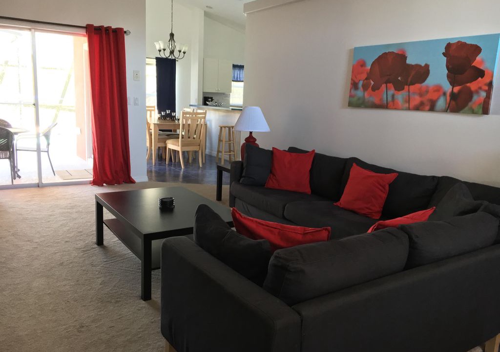 Photo of Livingroom in Lake Wilson Preserve