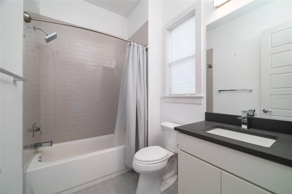 Photo of Bathroom in Parkland Estates