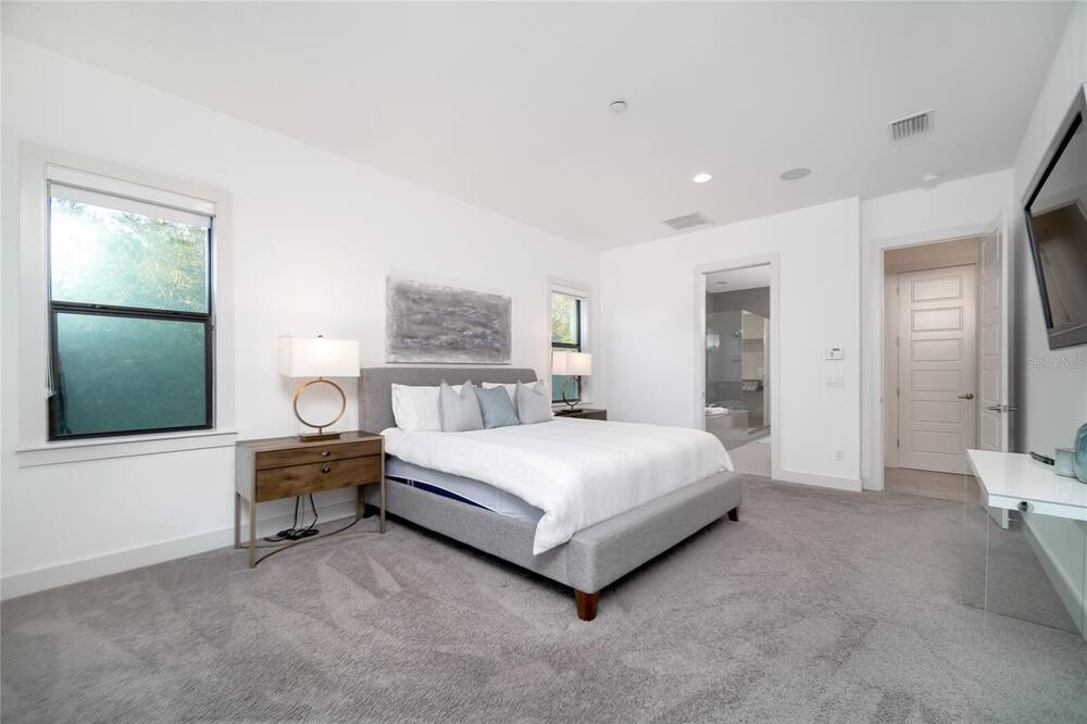 Photo of Bedroom in Parkland Estates