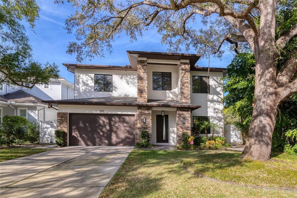 Photo of Outdoor in Parkland Estates