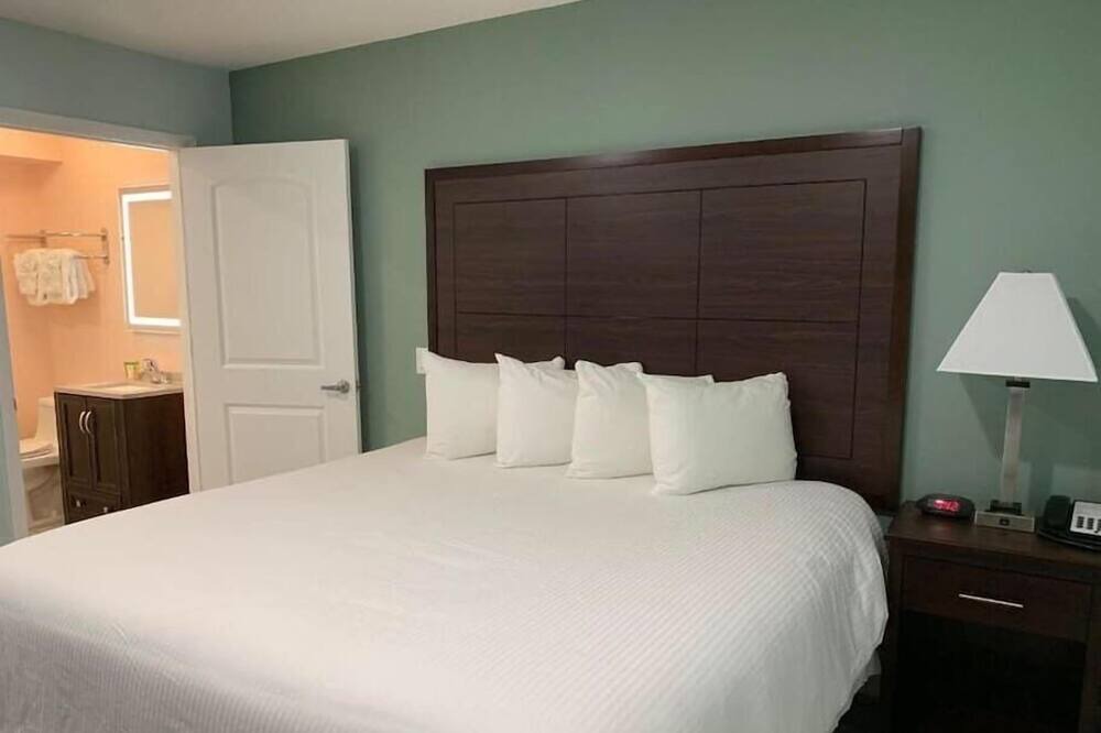 Photo of Bedroom in Ocean View Halifax Estates