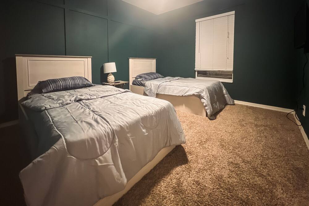 Photo of Bedroom in Riverside Heights