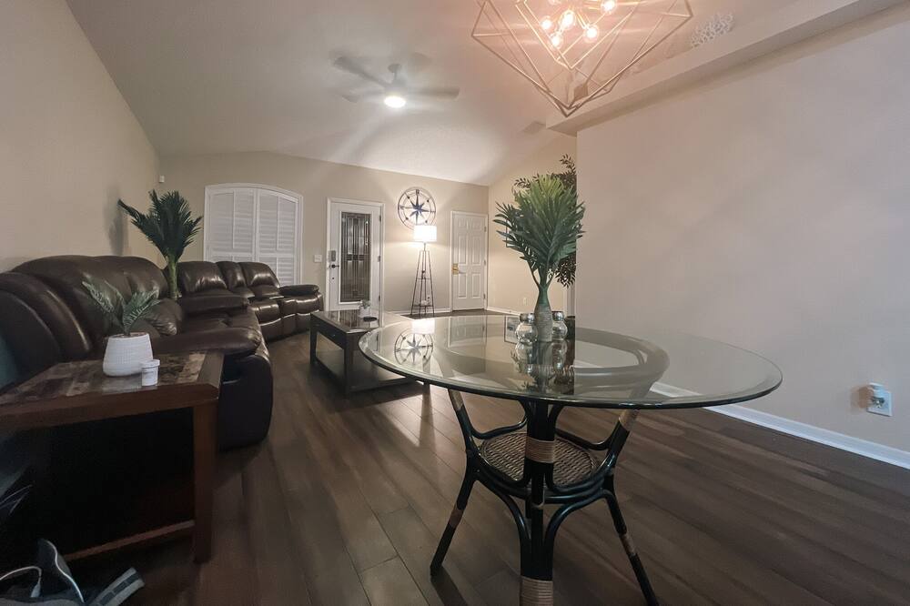 Photo of Livingroom in Riverside Heights