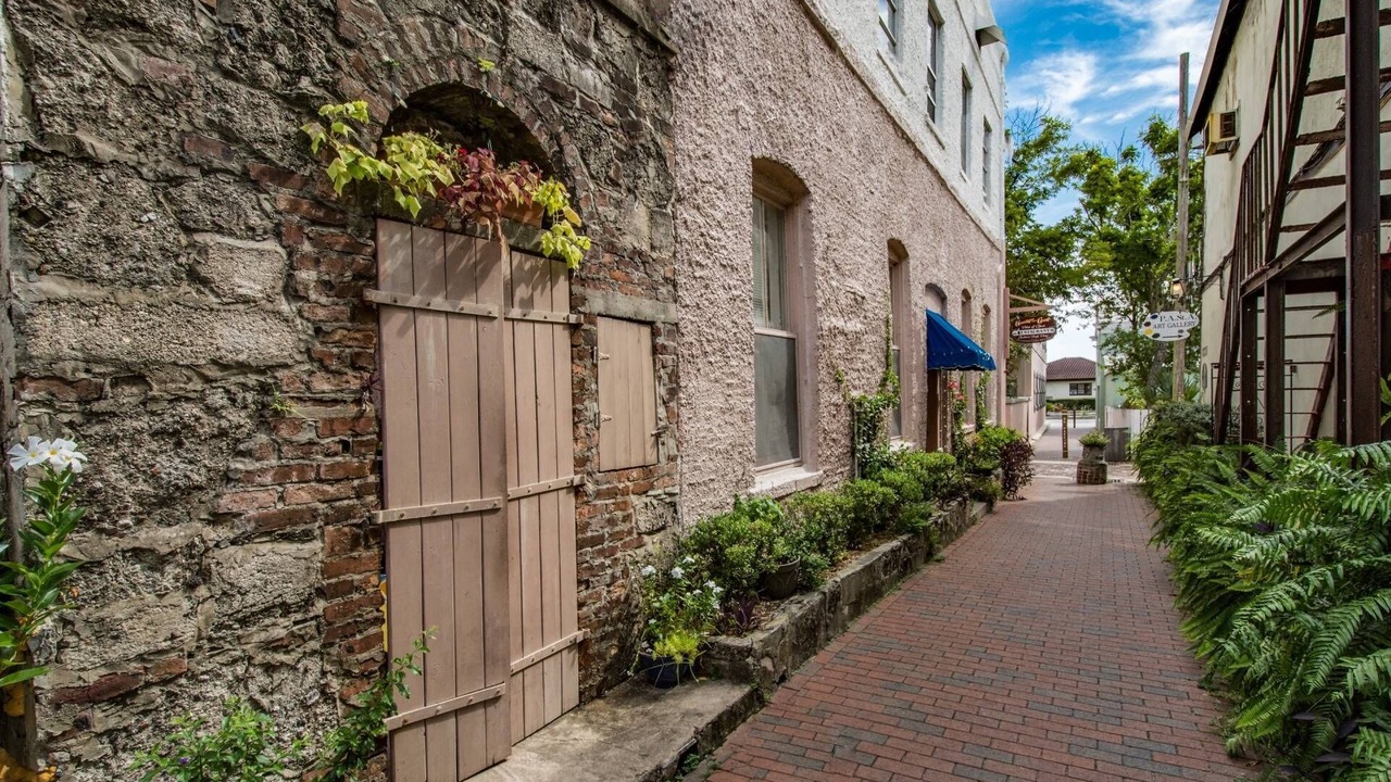 Photo of Outdoor in Downtown Historic District