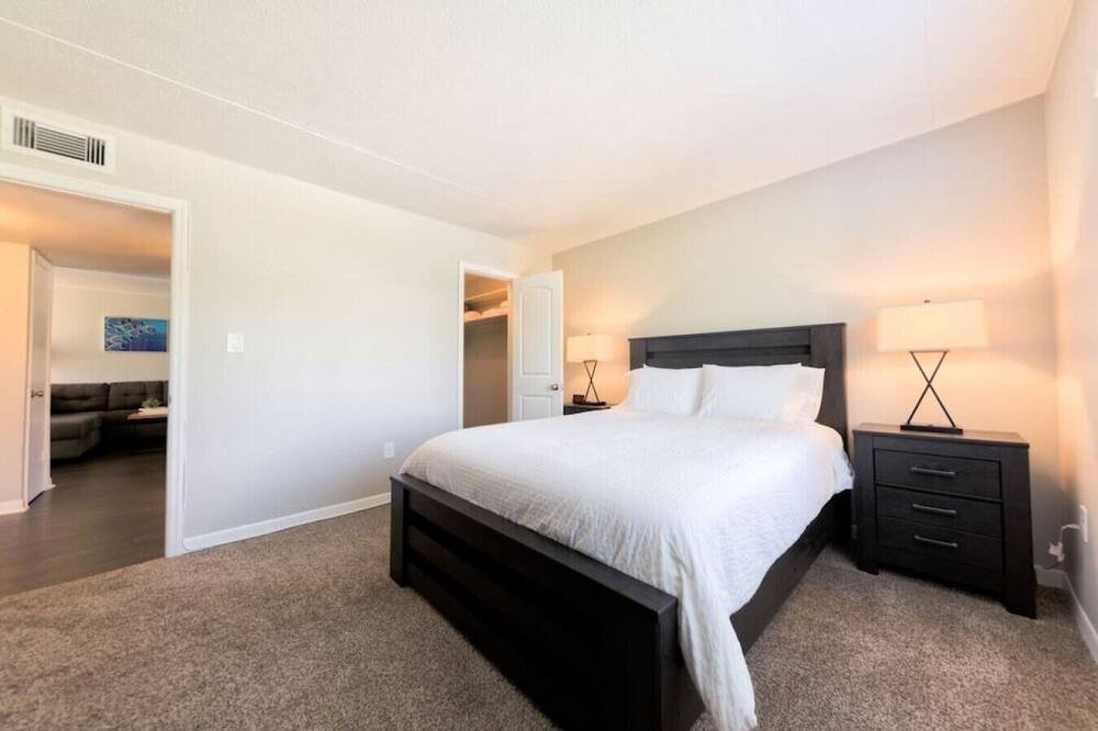 Photo of Others in Swann Estates