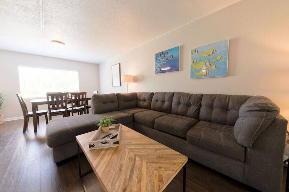 Photo of Others in Swann Estates