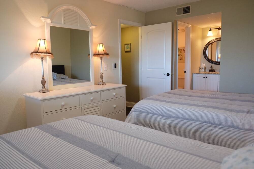 Photo of Bedroom in Tierra Verde
