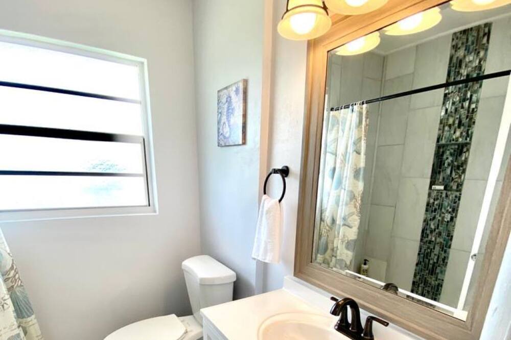 Photo of Bathroom in Gulfport