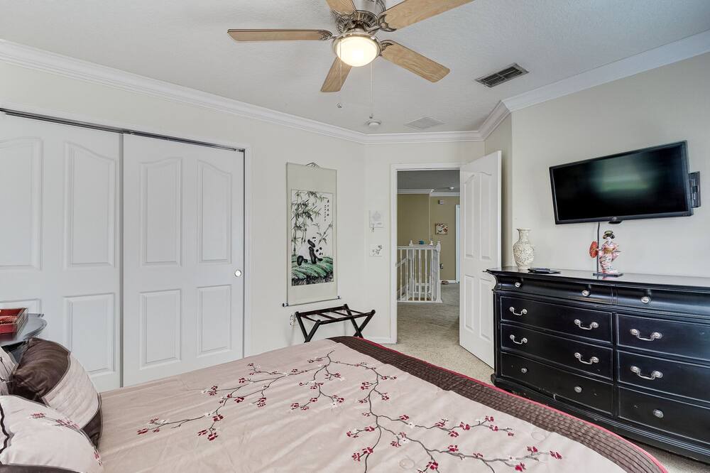 Photo of Bedroom in Lakeland