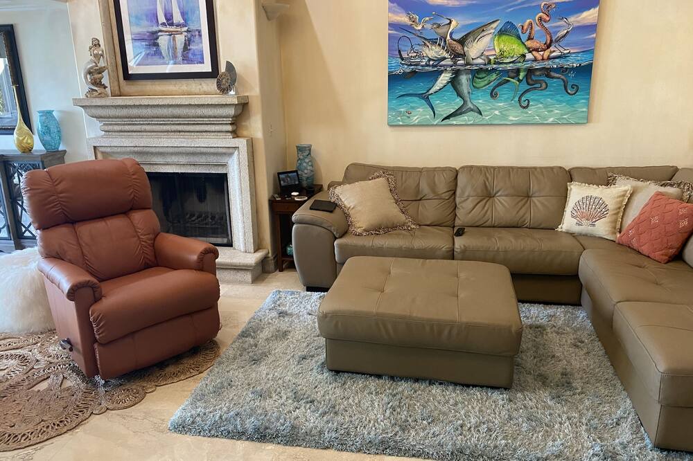 Photo of Livingroom in Tierra Verde